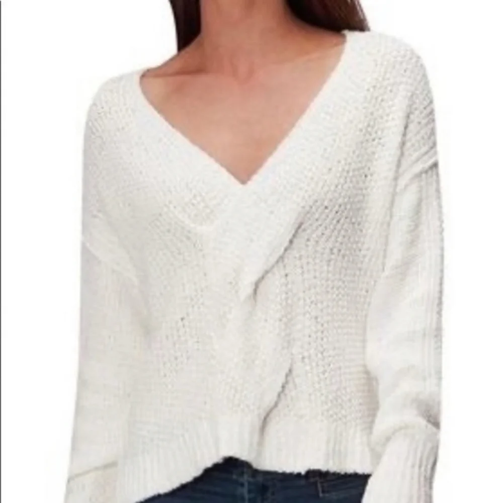 Free People Coco V-Neck Twist Front Sweater Size Medium White Cabincore